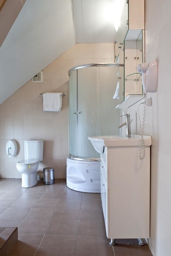 Отель Отельный комплекс Верховина Киев