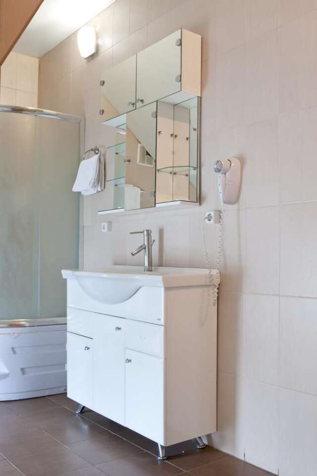 Отель Отельный комплекс Верховина Киев-24